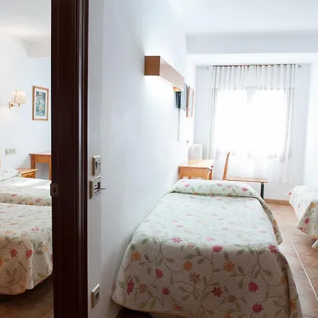 El Pilar Ξενοδοχείο *