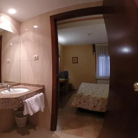 Hotel El Pilar *