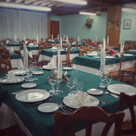 酒店 皮拉尔酒店 贝纳斯克